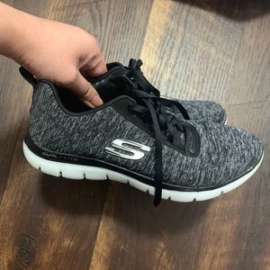 Skechers 6.5